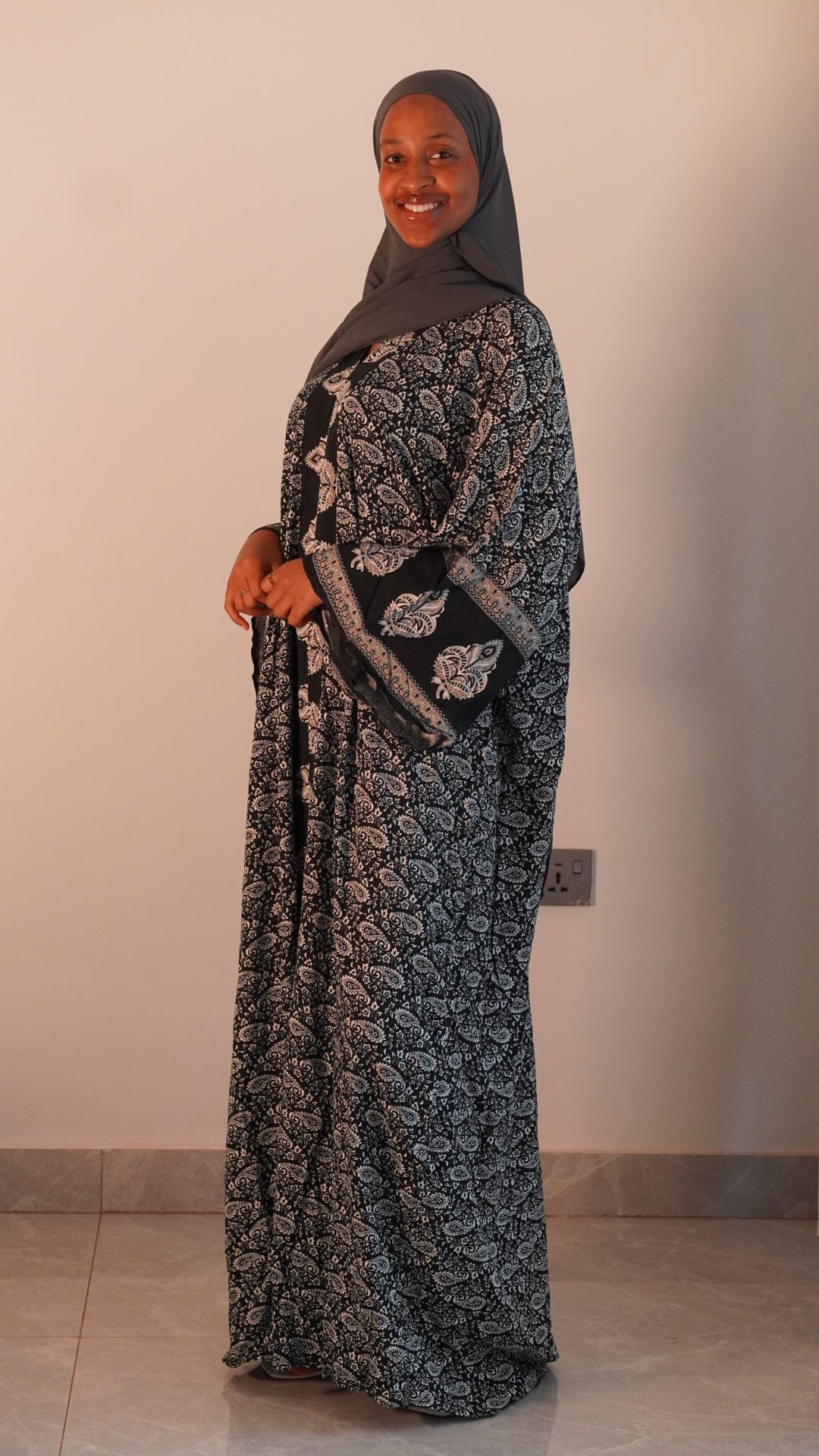 Black & white kaftan
