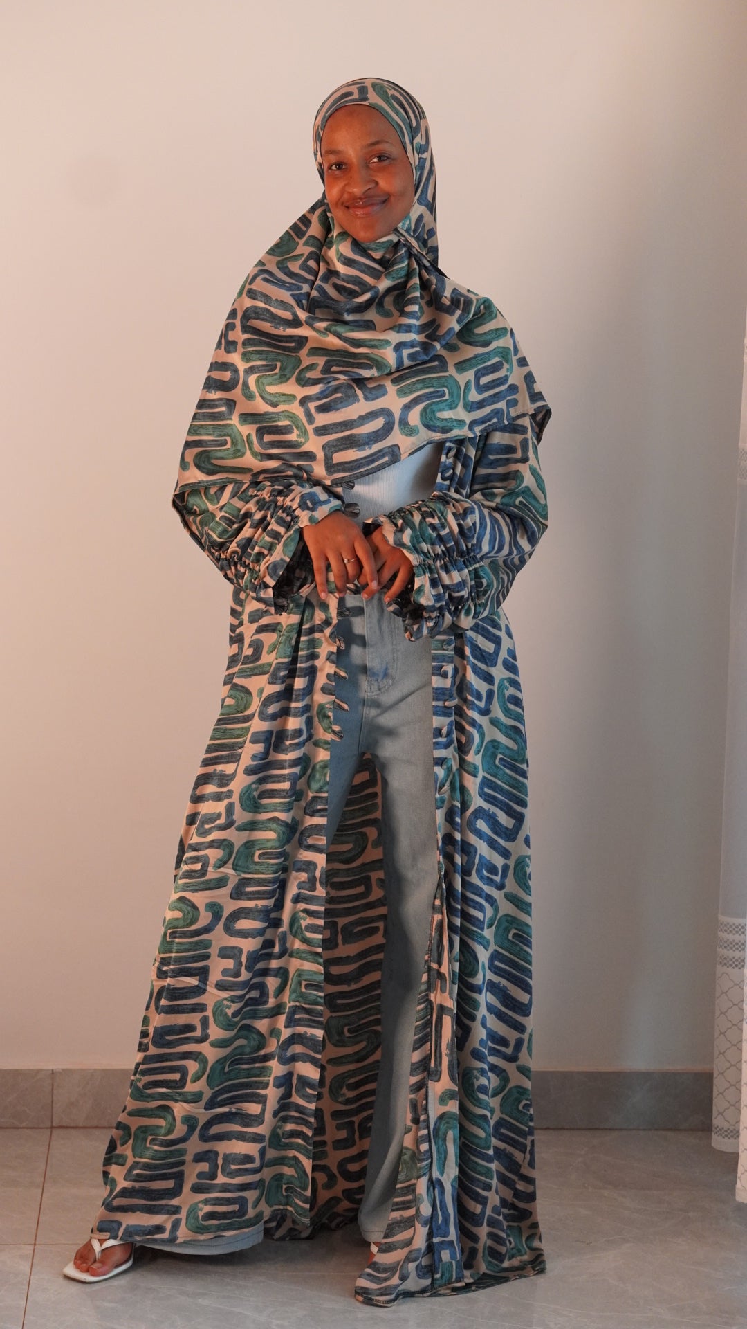 Chic detailed abaya
