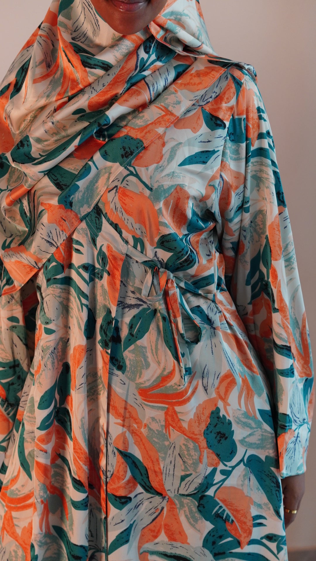 Croisée abaya